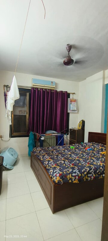 Master Bedroom in 2 BHK Apartment at Shiv Om CHS, Chandivali – for Rent