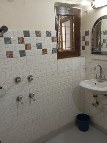 Bathroom in 1 RK Apartment at Sarita Vihar Pocket-C RWA, Sarita Vihar – for Rent