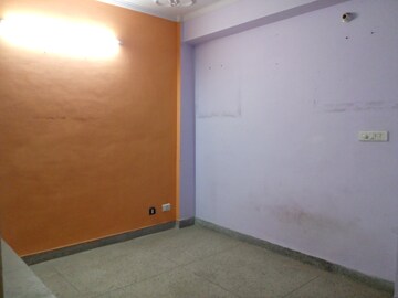 Room in 1 BHK Apartment at Molarband – for Rent