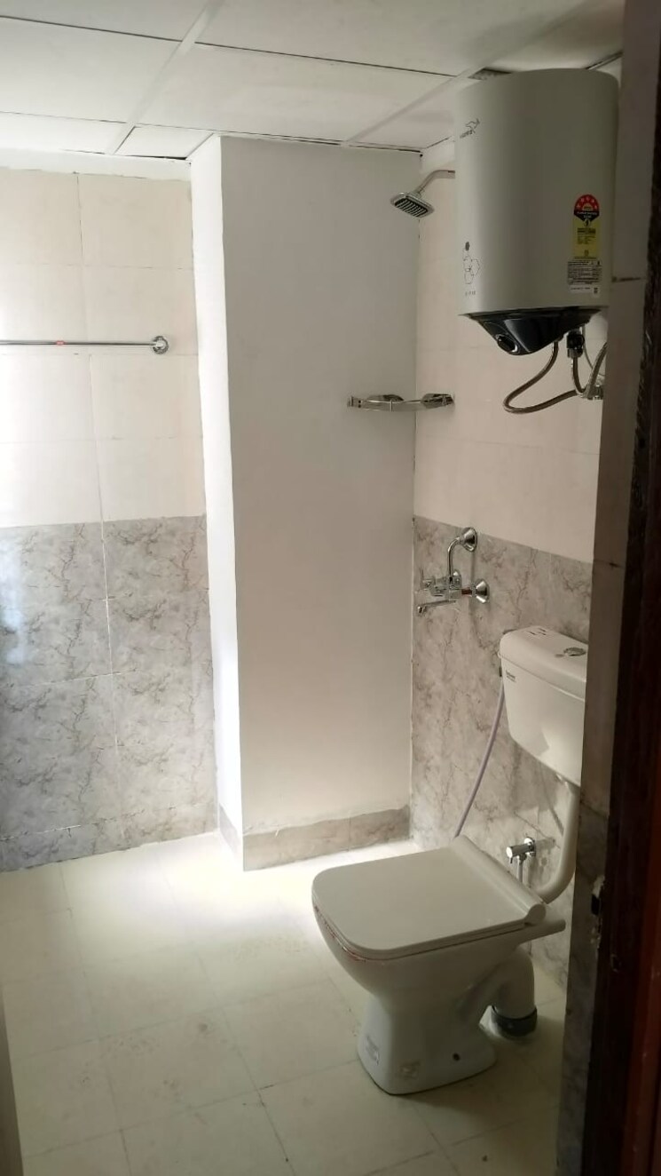 Attached Bathroom, sector 95 3 Bedroom 1750 Sq.Ft. Apartment In Sector 95 Gurgaon 8753767