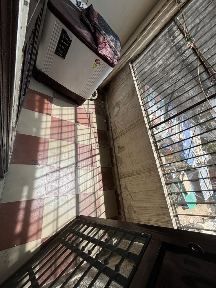 Balcony, gyan khand i 4 Bedroom 2100 Sq.Ft. Builder Floor In Gyan Khand I Ghaziabad 8753779