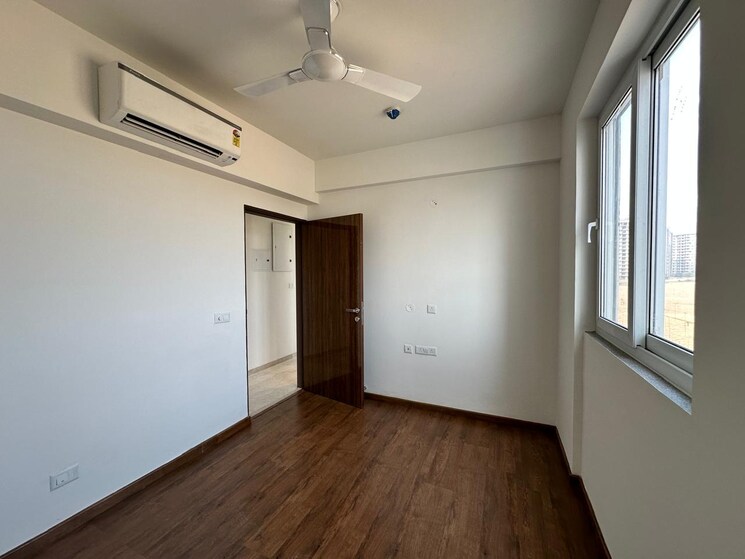 Room, unitech-woodstock-floors 4 Bedroom 4002 Sq.Ft. Builder Floor In Sector 50 Gurgaon 8753780