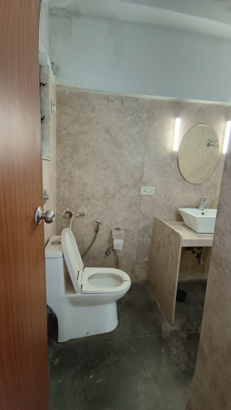 Bathroom, marvel-claro 3 Bedroom 2000 Sq.Ft. Apartment In Salisbury Park Pune 8753786