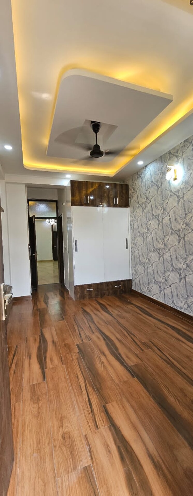 Room, shakti khand iii 3 Bedroom 1600 Sq.Ft. Builder Floor In Shakti Khand Iii Ghaziabad 8753787