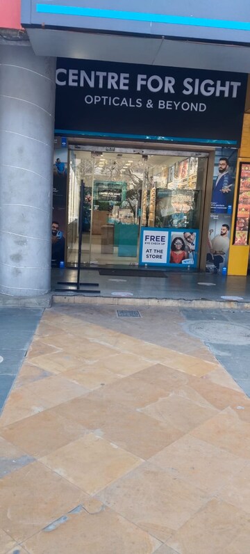  Shop For Rent in Niti Khand ii
