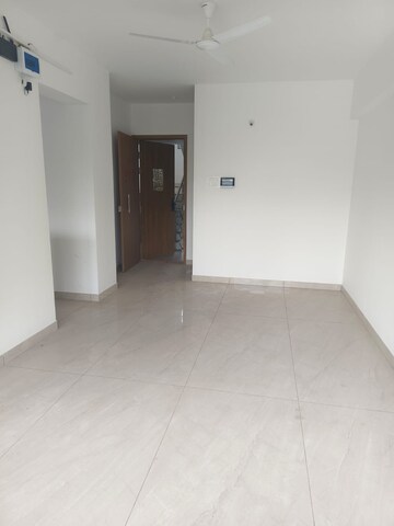 Room in 2 BHK Apartment at Sree Mangal Prism, Aundh Road – for Rent