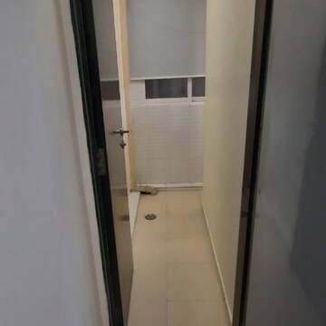 Utility Room in 3.5 BHK Apartment at Powai – for Rent