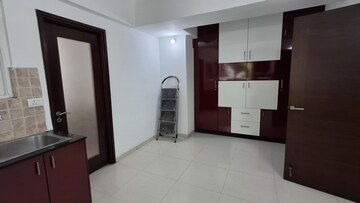 Room in 3 BHK Apartment at Jayabheri Orange County, Gachibowli – for Rent