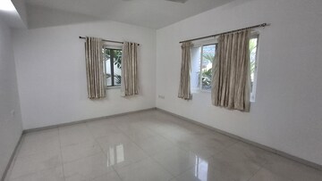 Room in 3 BHK Apartment at Jayabheri Orange County, Gachibowli – for Rent