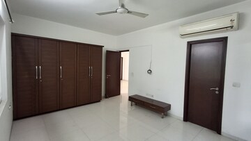 Room in 3 BHK Apartment at Jayabheri Orange County, Gachibowli – for Rent