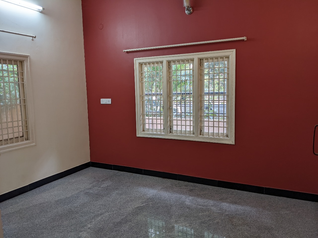 2 BHK + Servant Room Apartment For Rent in Jalahalli Cross