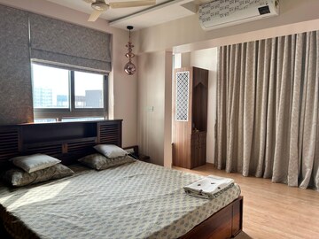 Bedroom in 3 BHK Apartment at Amanora Future Towers, Hadapsar – for Rent