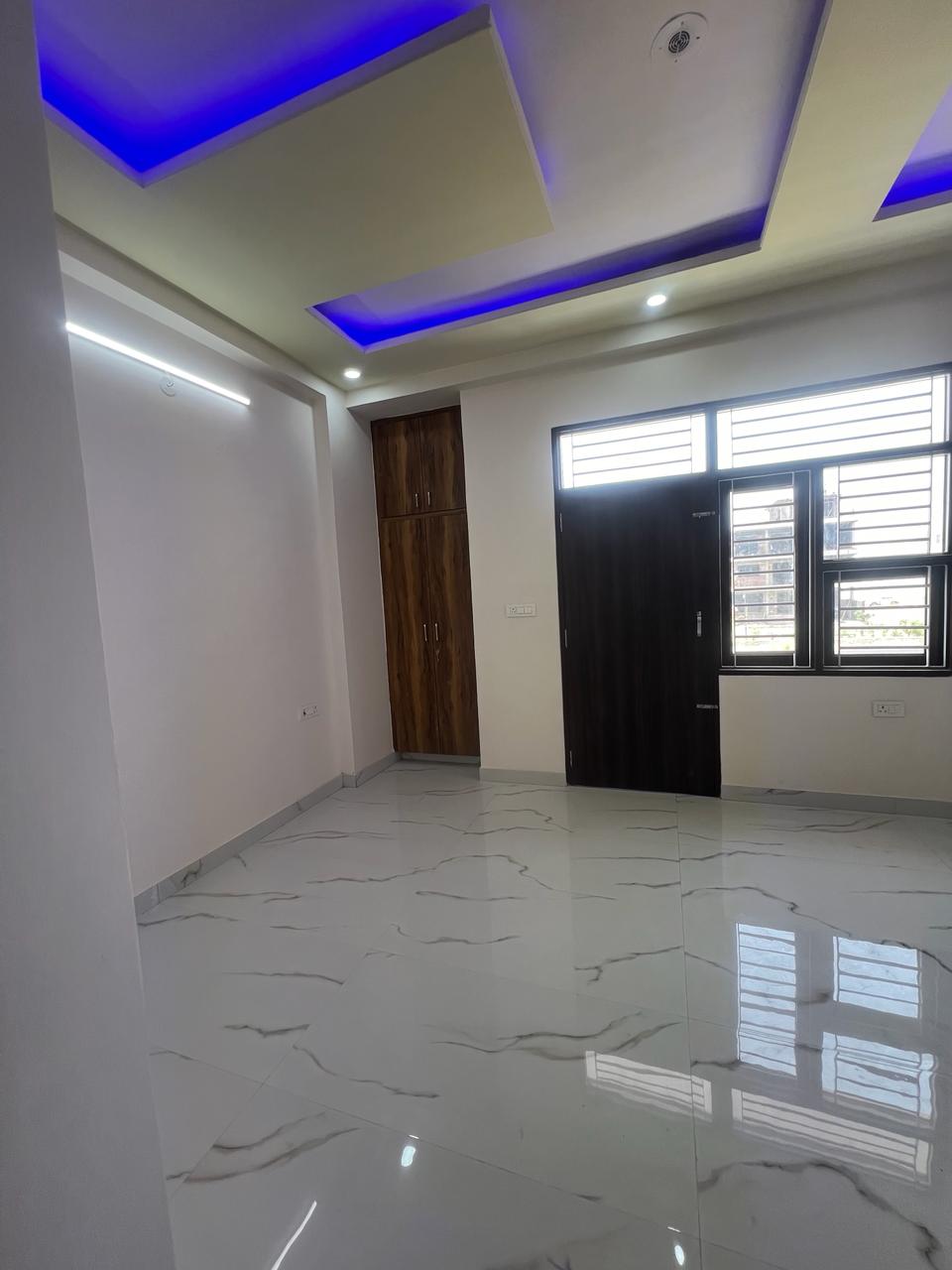 2 BHK Apartment For Sale in Tilak Nagar 