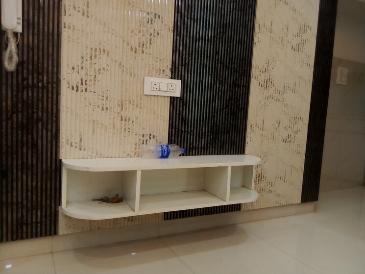 Bathroom, mahavir enclave 2 Bedroom 65 Sq.Yd. Builder Floor In Mahavir Enclave Delhi 8753949