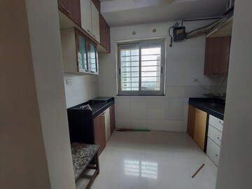 Kitchen in 2 BHK Apartment at Sheth Vasant Lawns, Laxmi Nagar – for Rent