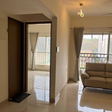 Room in 3 BHK Apartment at Pinnacle Kalpataru, Erandwane – for Sale