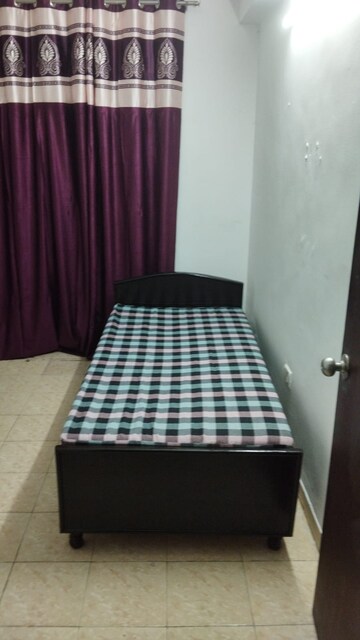Bedroom in 2 BHK Apartment at Ansal Royal Heritage, Sector 70 – for Rent