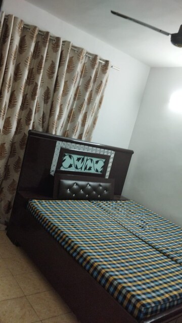 Bedroom in 2 BHK Apartment at Ansal Royal Heritage, Sector 70 – for Rent