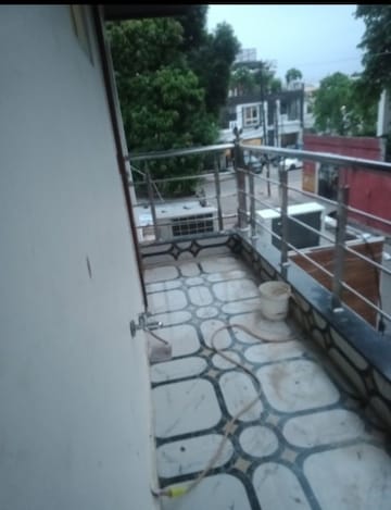 Balcony in 1 BHK Villa at Aliganj – for Rent