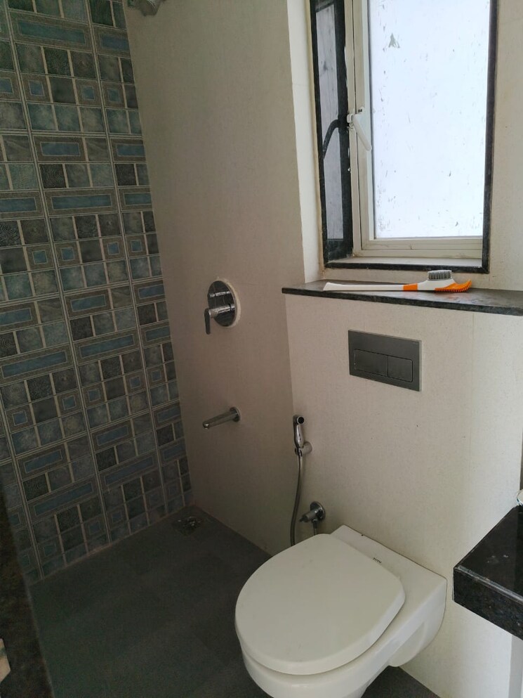 Bathroom, sheth-zuri 2 Bedroom 517 Sq.Ft. Apartment In Laxmi Nagar Thane 8754028