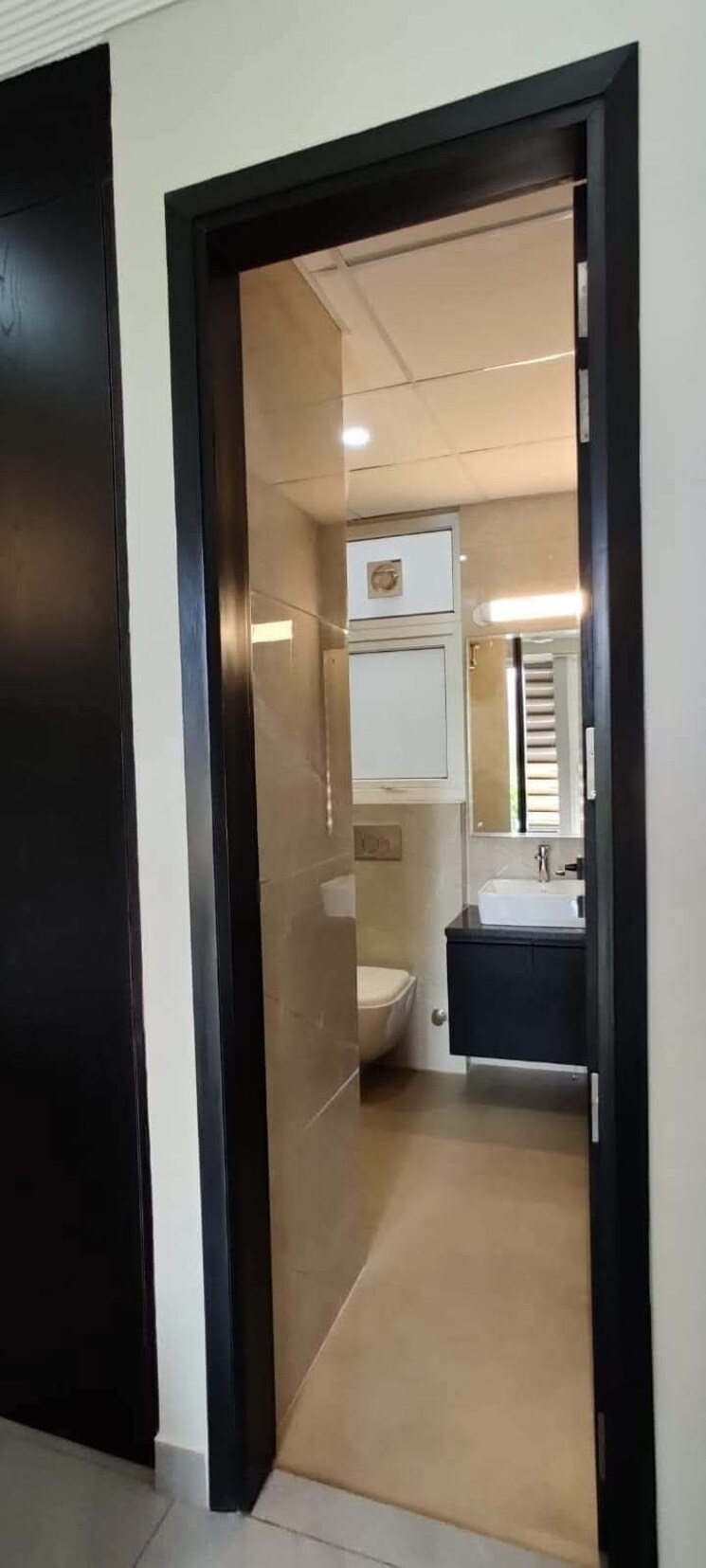 Bathroom, emaar-the-palm-drive-palm-studios 2 Bedroom 1200 Sq.Ft. Apartment In Sector 66 Gurgaon 8754066