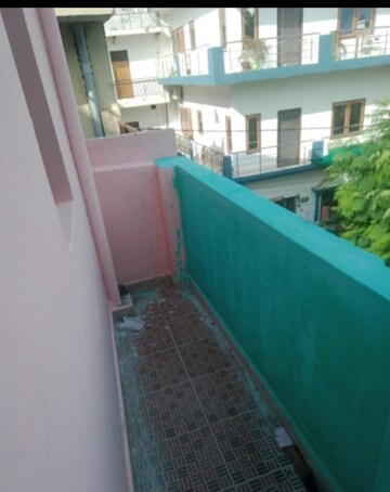 Balcony in 2 BHK Independent House at Aliganj – for Rent