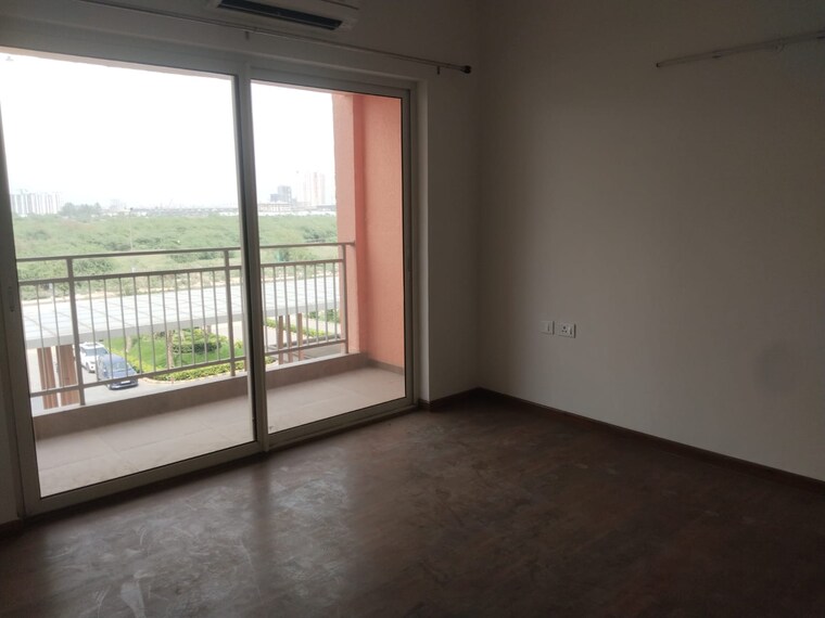 Room, shapoorji-pallonji-joyville-phase-2 3 Bedroom 1852 Sq.Ft. Apartment In Sector 102 Gurgaon 8754140