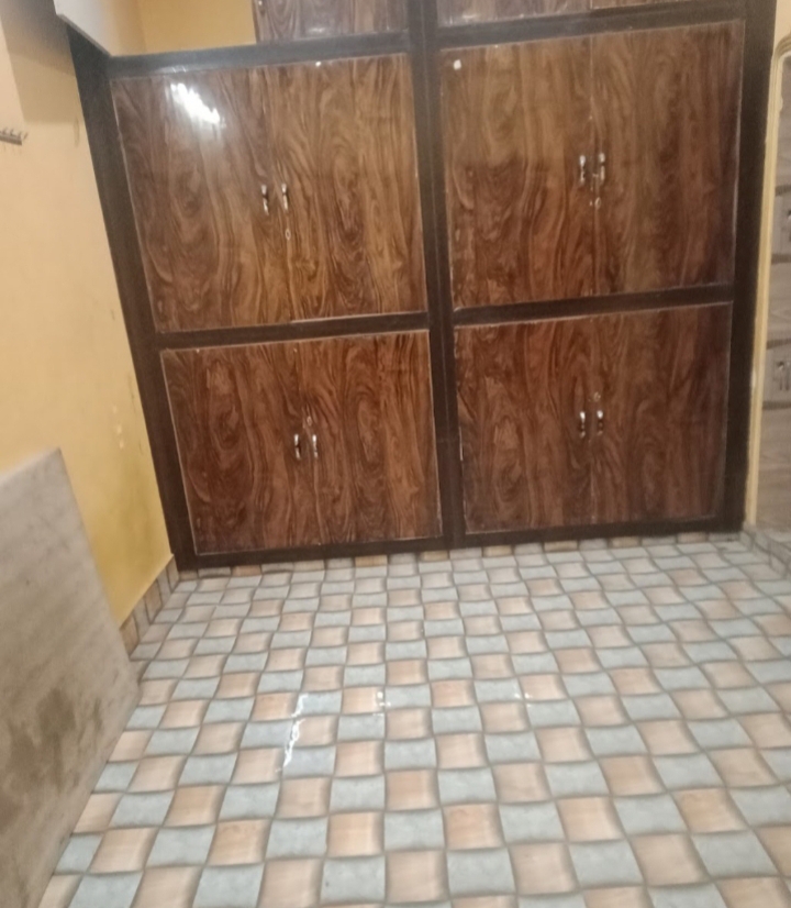 2 BHK + Pooja Room Villa For Rent in Jankipuram