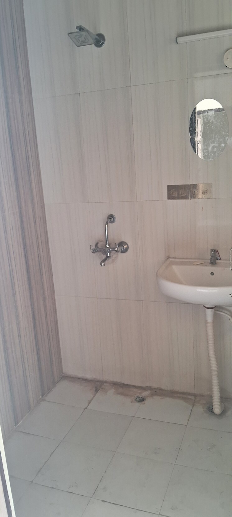 Bathroom, signature-global-proxima 2 Bedroom 665 Sq.Ft. Apartment In Sector 89 Gurgaon 8754161