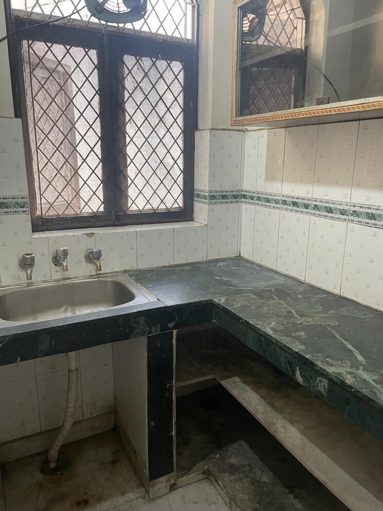 Kitchen, ansal-plaza-sector-23 1 Bedroom 450 Sq.Ft. Builder Floor In Sector 23 Gurgaon 8754164