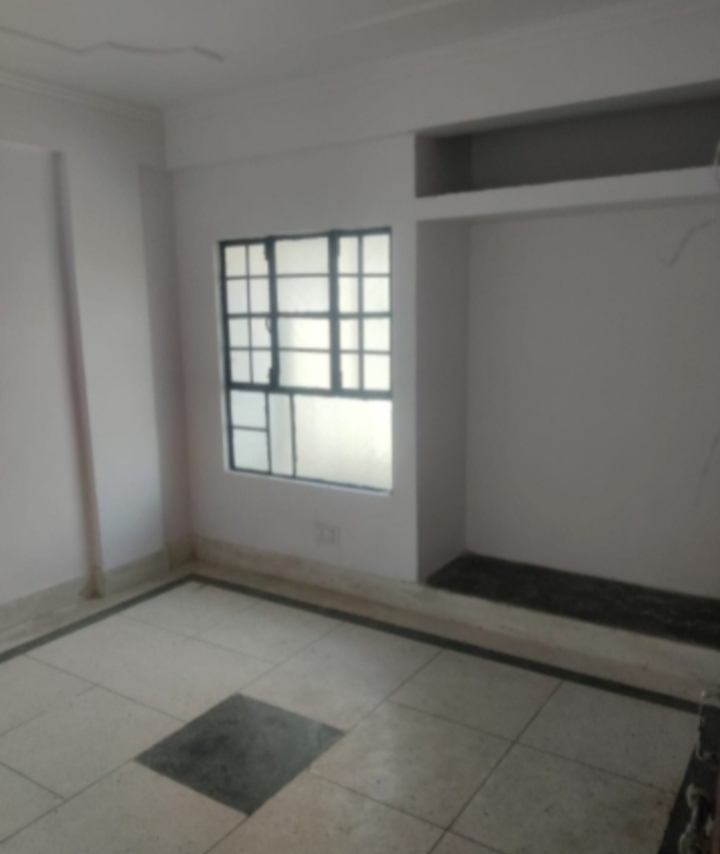 2 BHK + Study Room Independent House For Rent in Aliganj