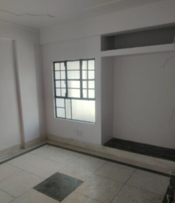 Room in 2 BHK Independent House at Aliganj – for Rent