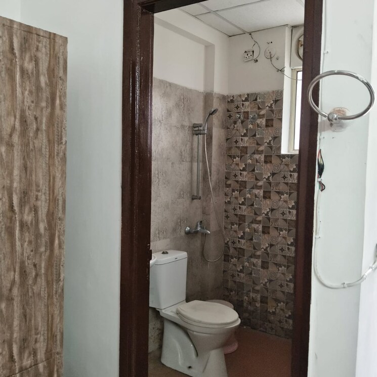 Bathroom, sandwoods-spangle-condos 1 Bedroom 600 Sq.Ft. Builder Floor In Ghazipur Zirakpur 8754189