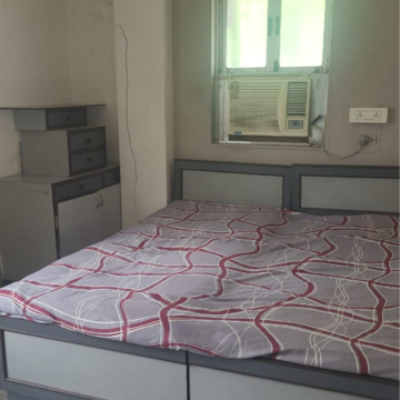Bedroom in 2 BHK Apartment at Dadar East – for Rent