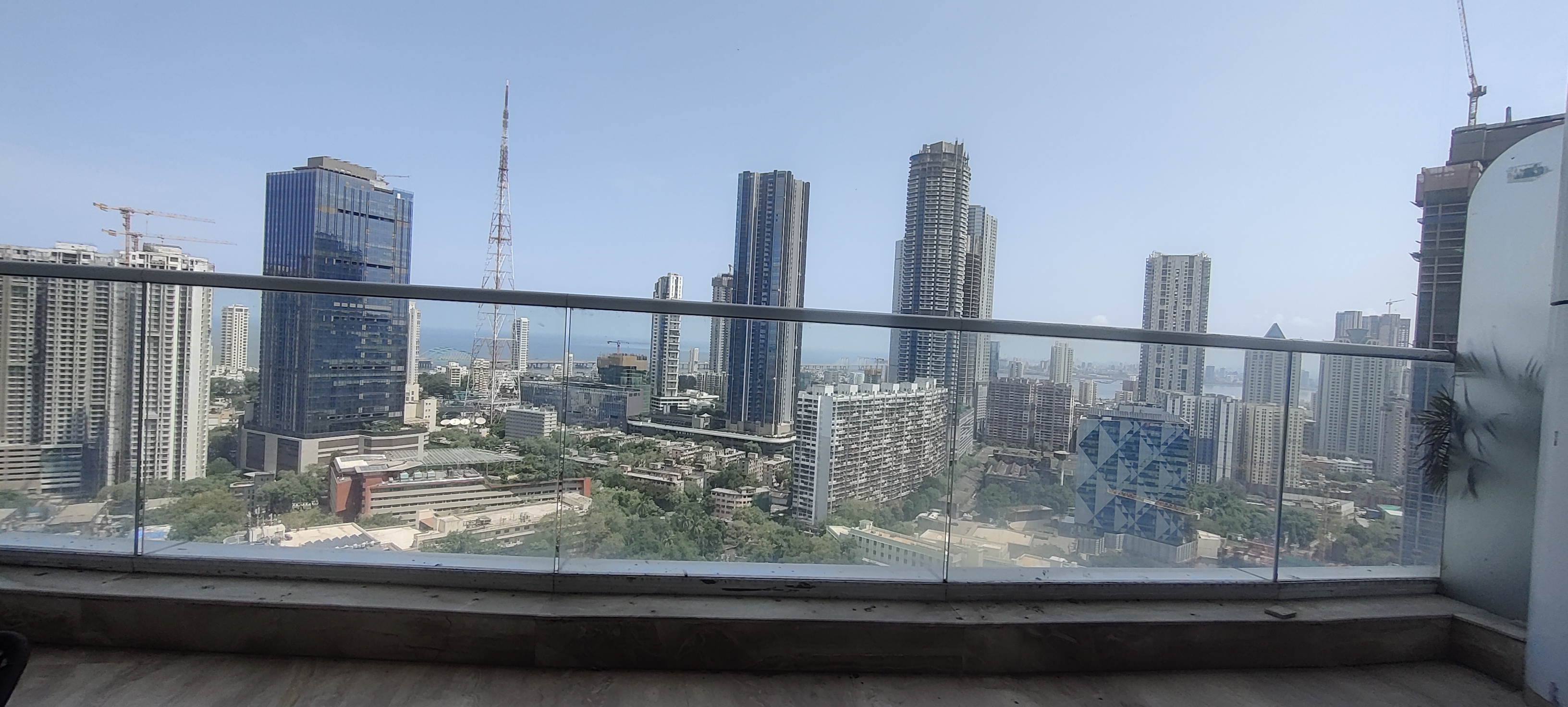 5 BHK + Pooja Room,Servant Room,Study Room,Extra Room Apartment For Sale in Indiabulls Sky Forest