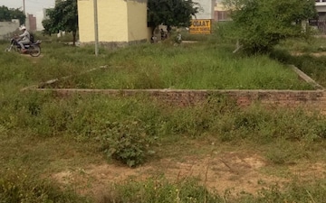Plot For Sale in Sector 65