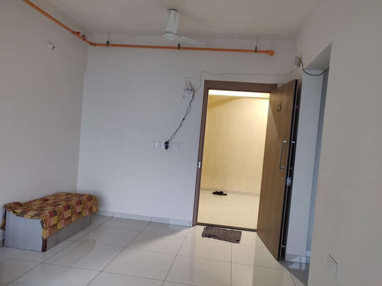 Room, godrej-nirvaan 1 Bedroom 419 Sq.Ft. Apartment In Themghar Thane 8754209