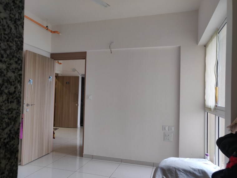 Room, godrej-nirvaan 1 Bedroom 419 Sq.Ft. Apartment In Themghar Thane 8754209