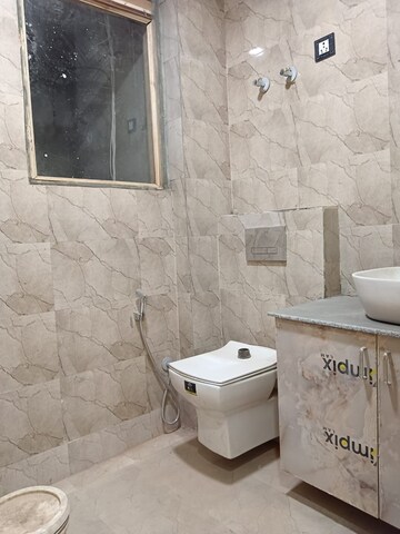 Bathroom in 3 BHK Builder Floor at Central Park 3 Flower Valley, Sohna Sector 33 – for Rent