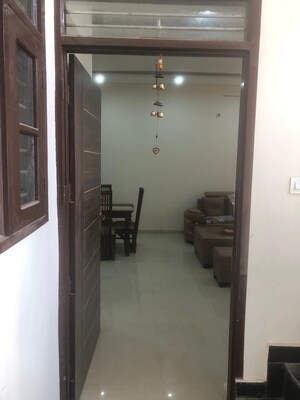 Master Bedroom in 4 BHK Builder Floor at DLF Independent Floors, Dlf City Phase 3 – for Sale