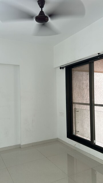 Room in 2 BHK Apartment at Vile Parle East – for Sale