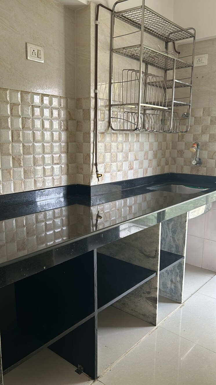 Kitchen, vile parle east 2 Bedroom 645 Sq.Ft. Apartment In Vile Parle East Mumbai 8754264
