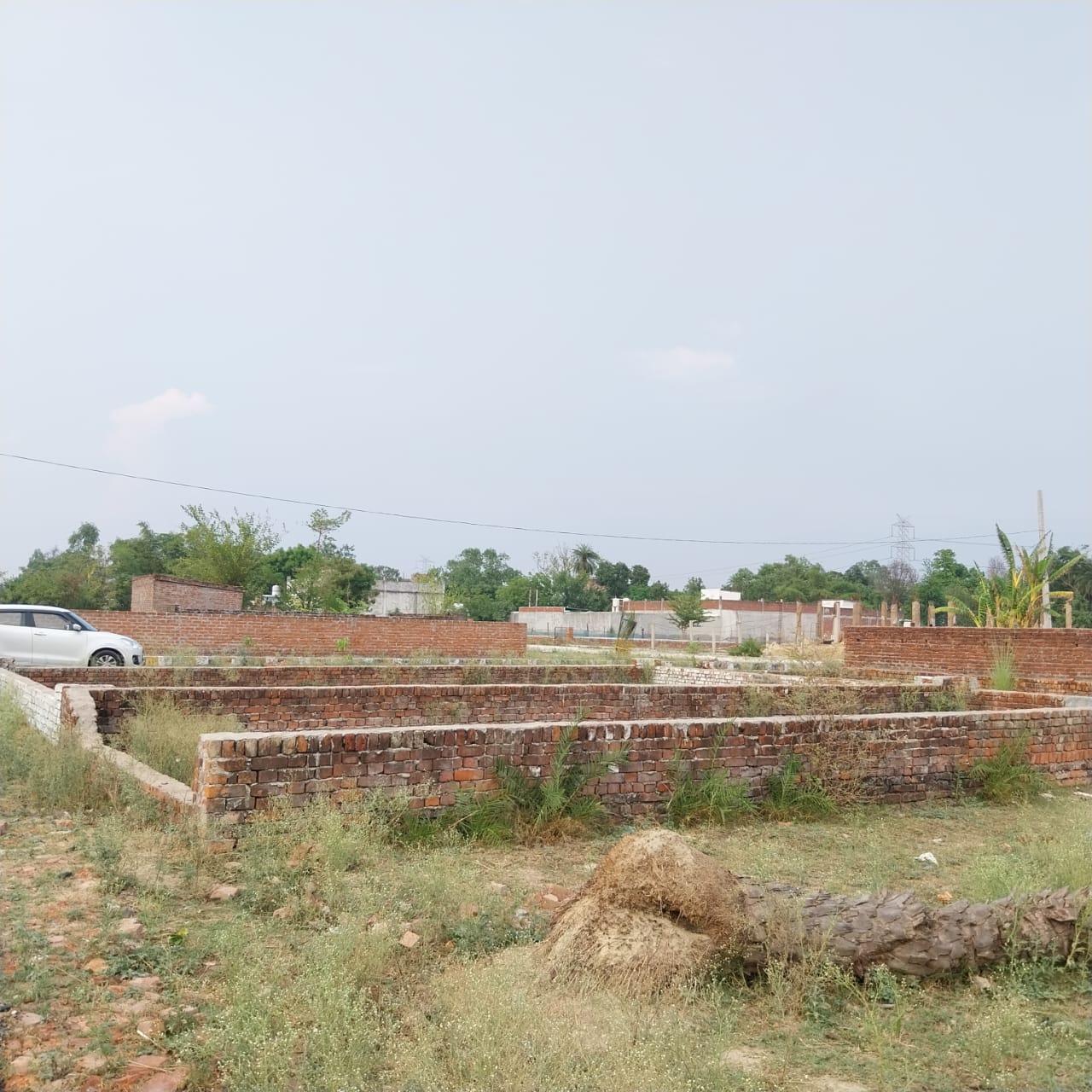 Plot For Sale in Surya Vihar Deva Road 