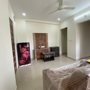 Furnished Amenities in 1 BHK Apartment at Kondapur – for Rent