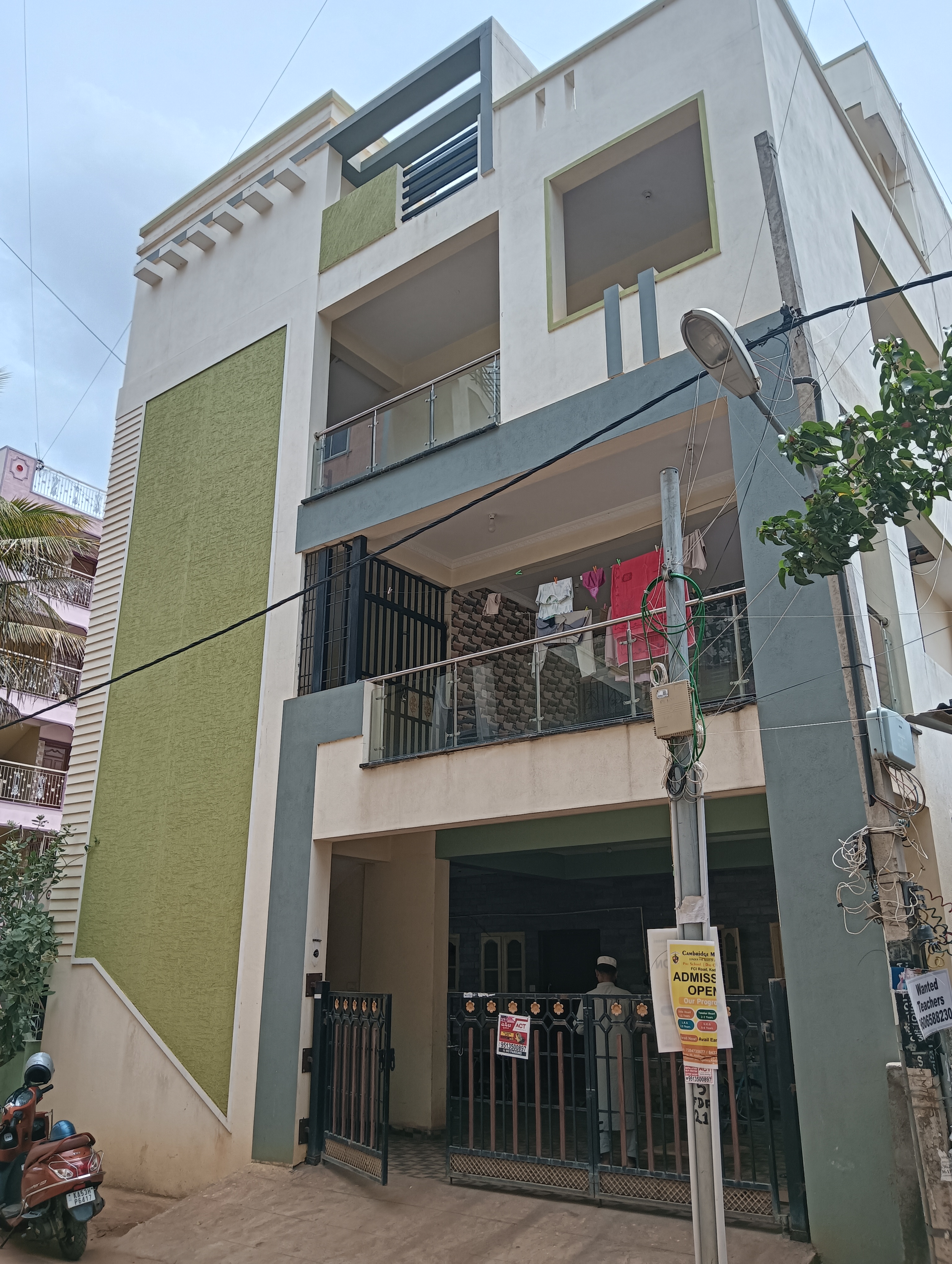 6+ BHK + Servant Room Independent House For Sale in Whitefield