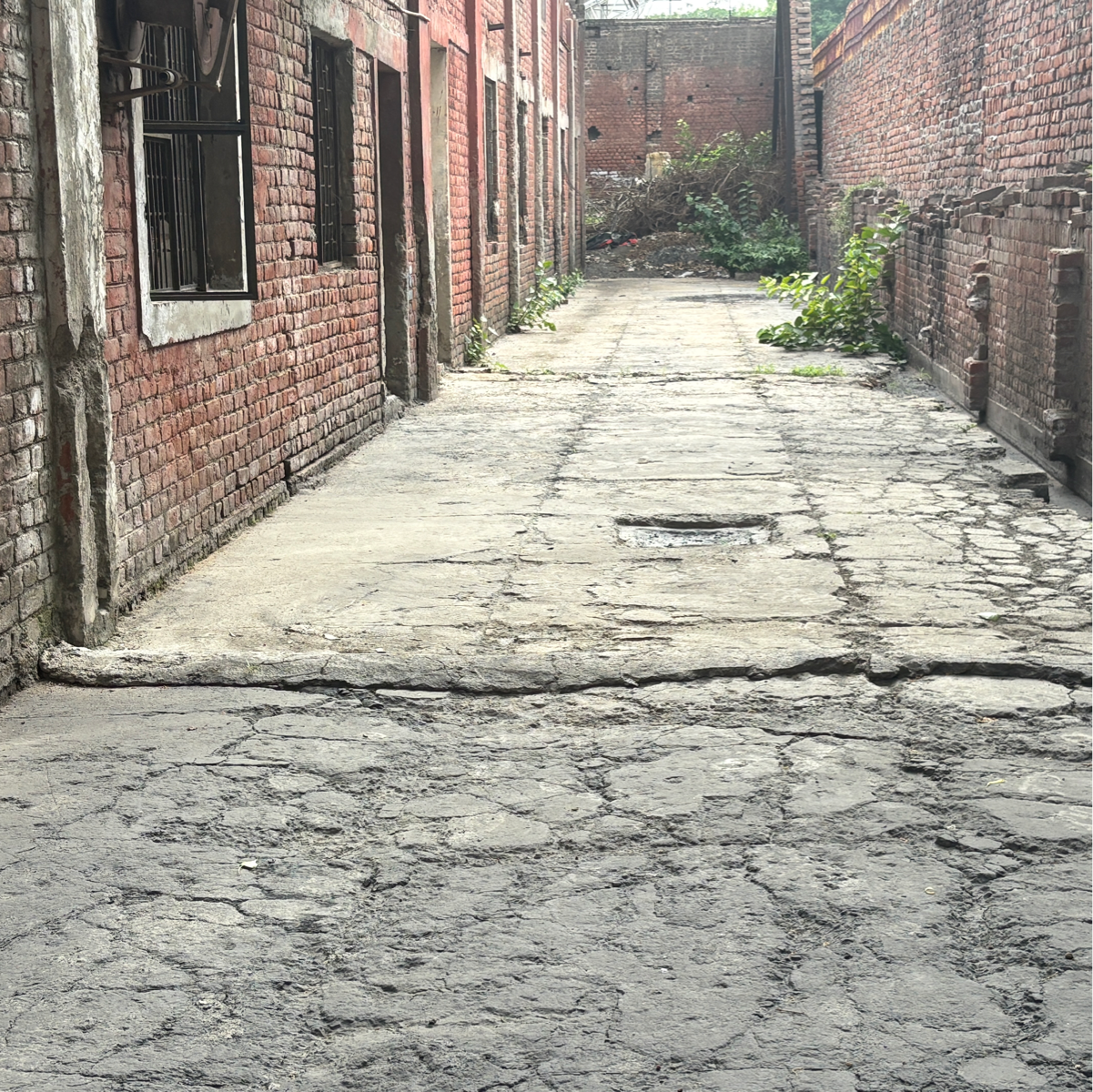 Industrial Plot For Rent in DLF Industrial Estate