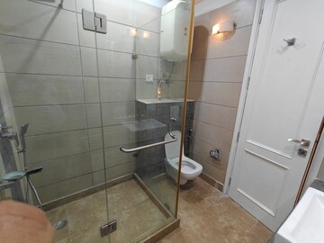 Bathroom in 4 BHK Builder Floor at Safdarjung Enclave – for Rent