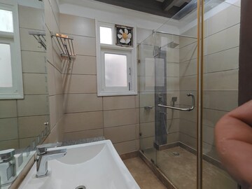 Bathroom in 4 BHK Builder Floor at Safdarjung Enclave – for Rent