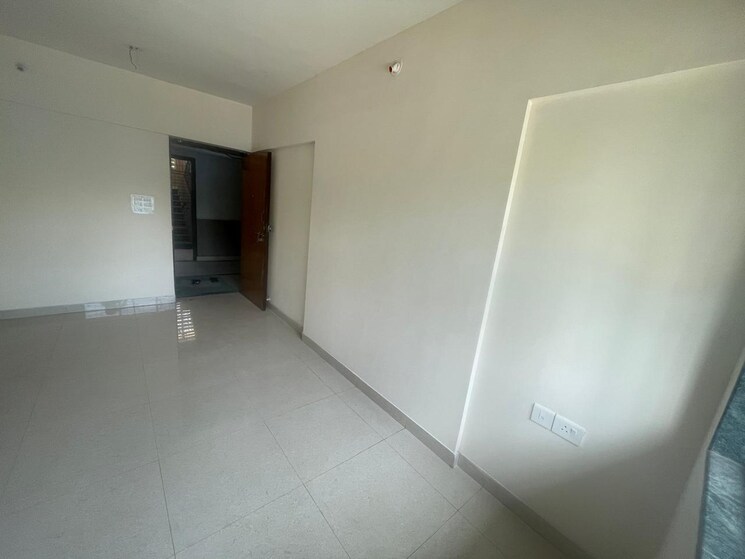 Room, patrachawl-mhada 1 Bedroom 680 Sq.Ft. Apartment In Goregaon West Mumbai 8754377