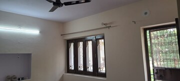 Room in 2 BHK Builder Floor at Kesar Garden Apartments, Sector 48 – for Rent